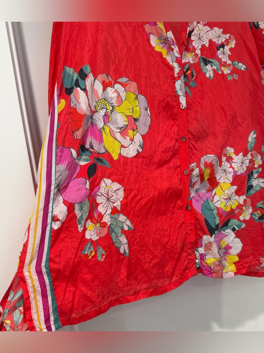 Johnny Was Silk Woven Red Floral Collared Button-Up Blouse 3/4 Sleeve L - Picture 6 of 10